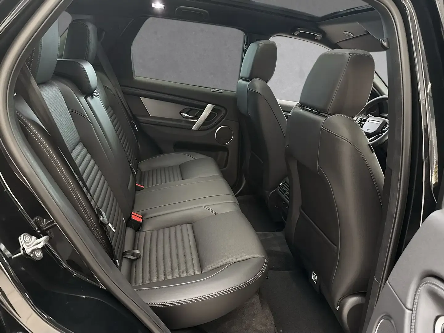 2025 Land Rover Discovery Sport, photo 5