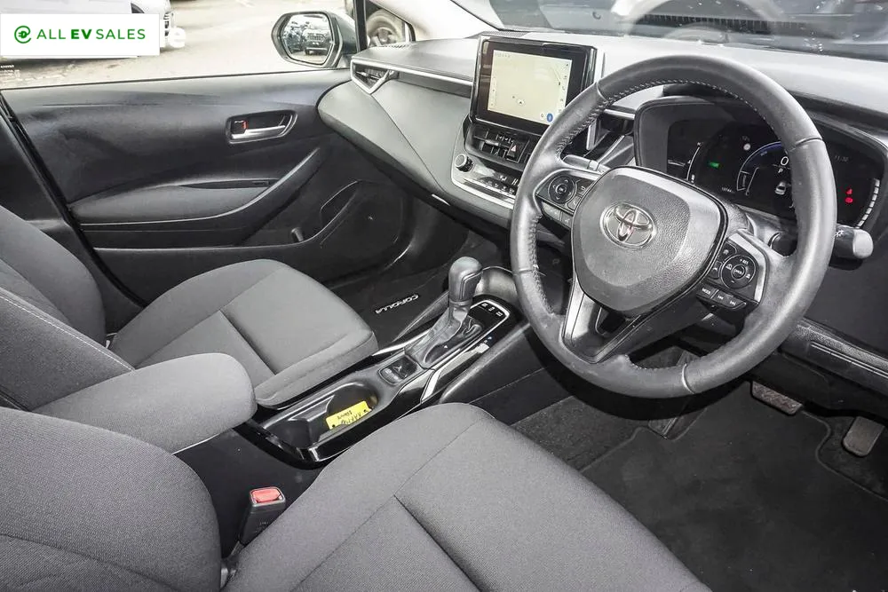 2025 Toyota Corolla, photo 2