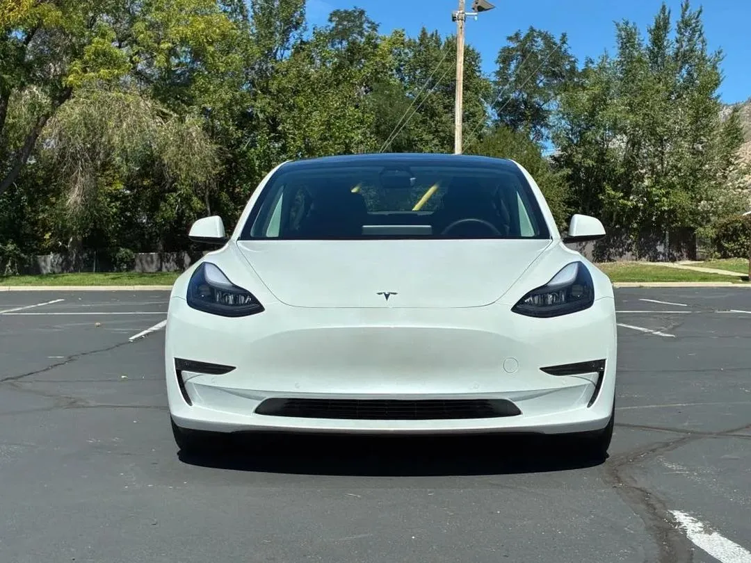 2021 Tesla Model Y, photo 2