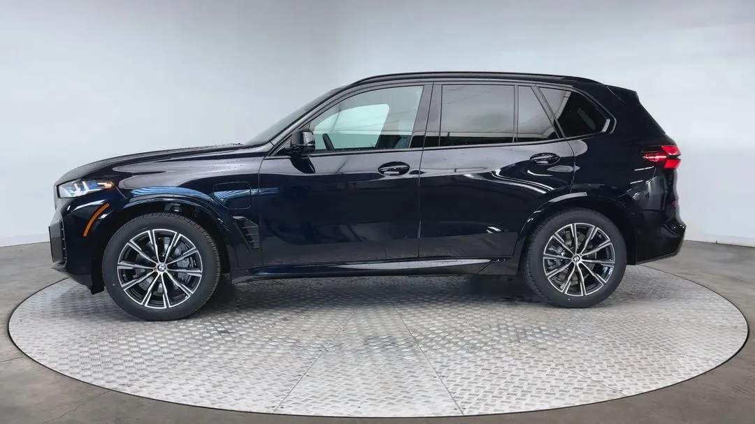 2026 BMW X5 Hybrid, photo 5