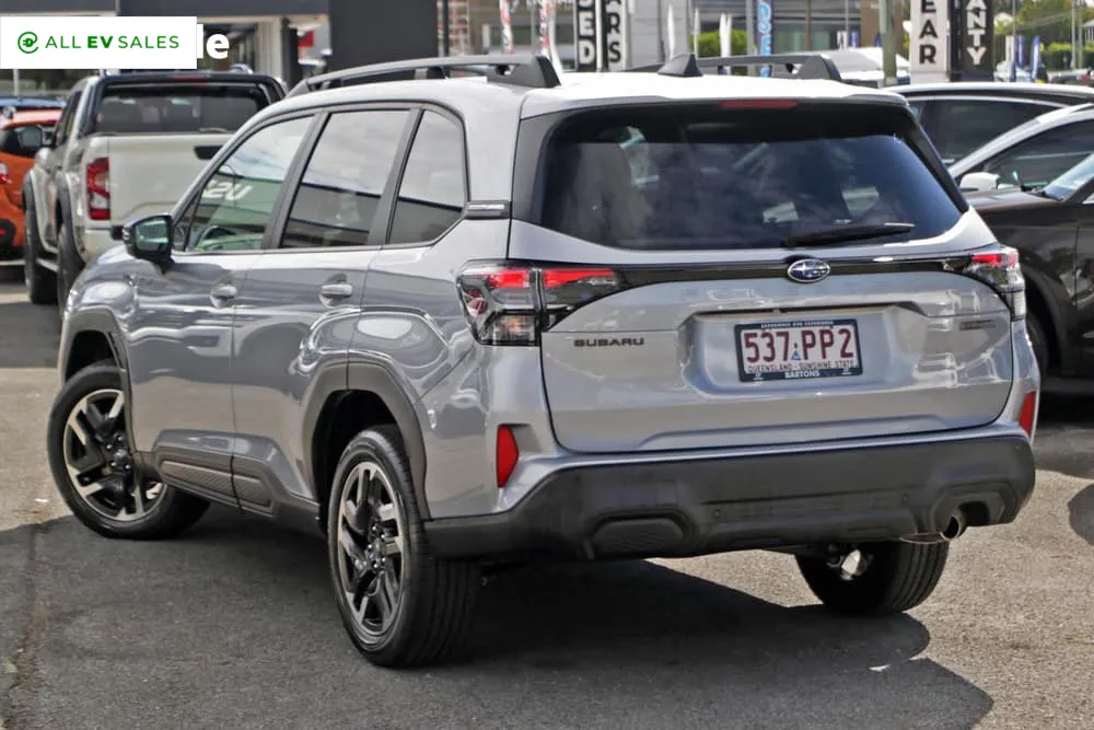 2025 Subaru Forester, photo 2