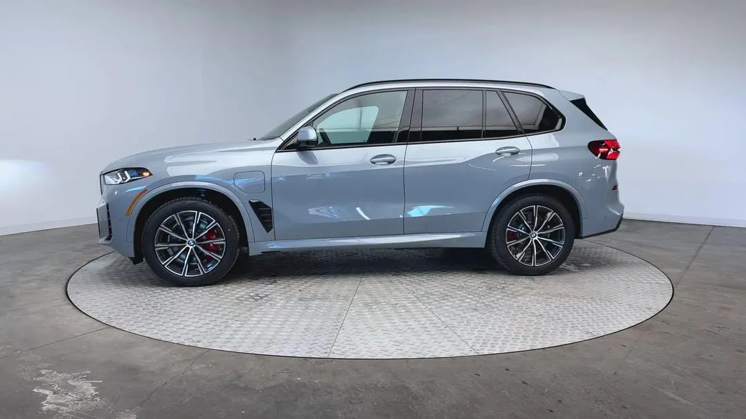 2026 BMW X5 Hybrid, photo 5