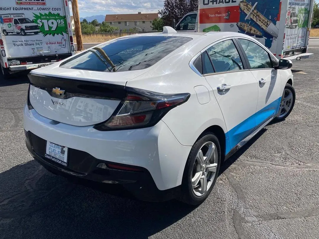 2018 Chevrolet Volt, photo 3