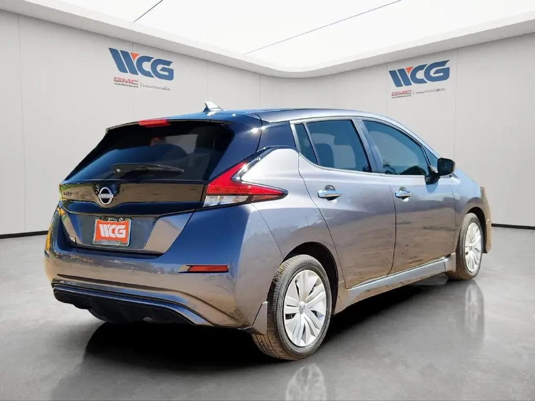 2025 Nissan Townstar, photo 3