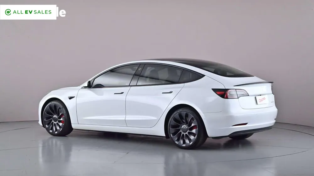 2023 Tesla Model 3, photo 4