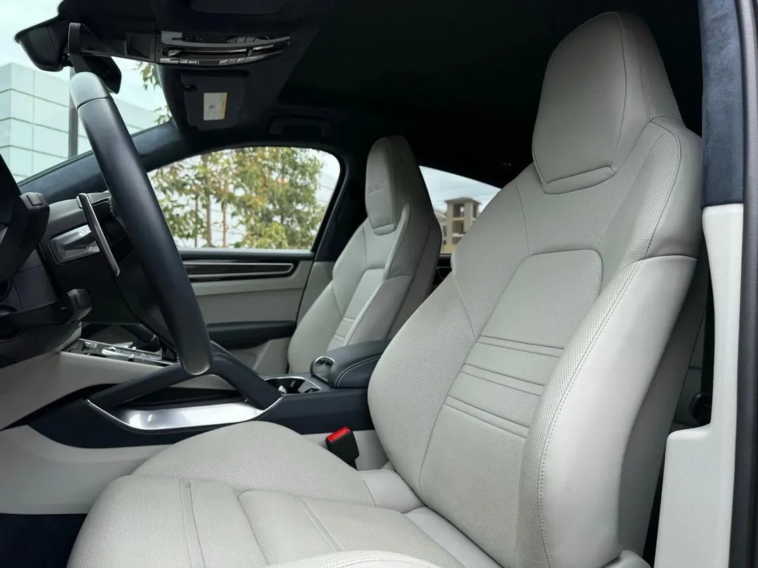2022 Porsche Cayenne E-Hybrid, photo 5