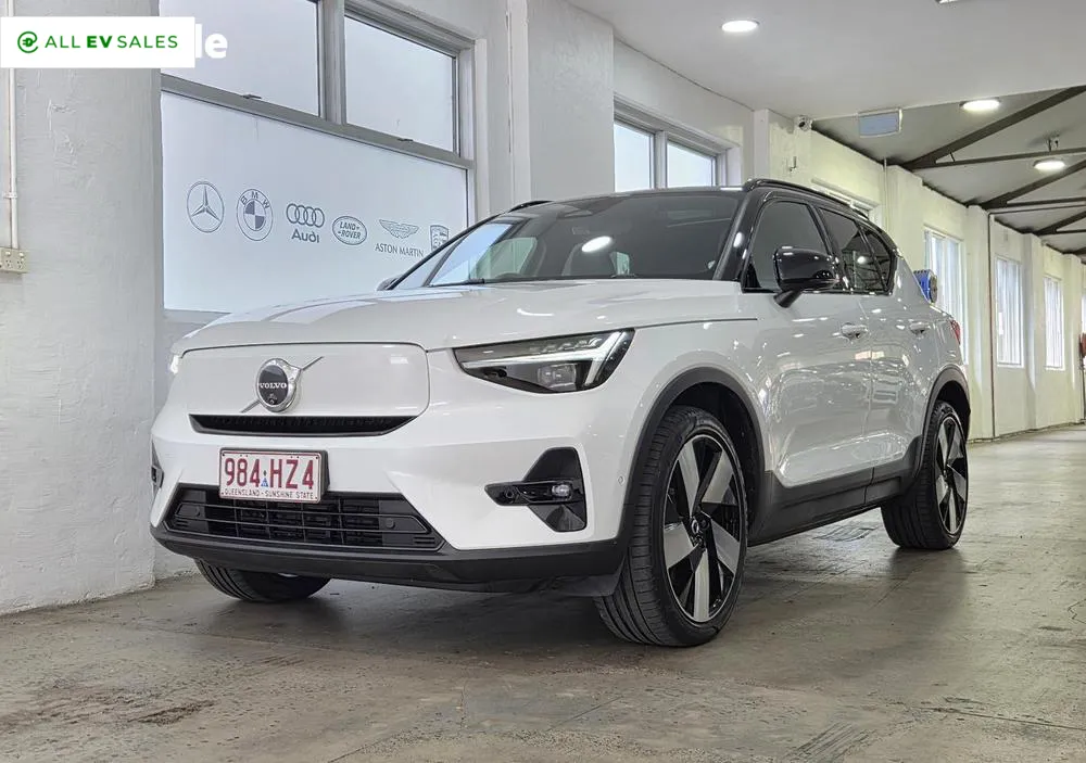 2023 Volvo XC40, photo 3