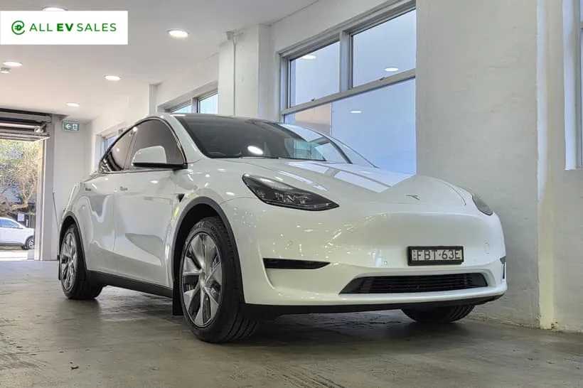 2023 Tesla Model Y Rear-Wheel Drive