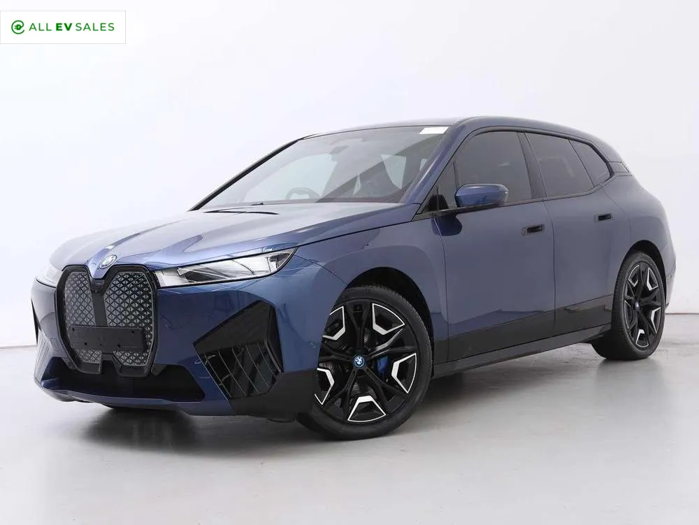 2023 BMW iX, photo 3