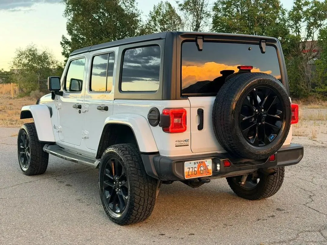 2021 Jeep Wrangler, photo 3