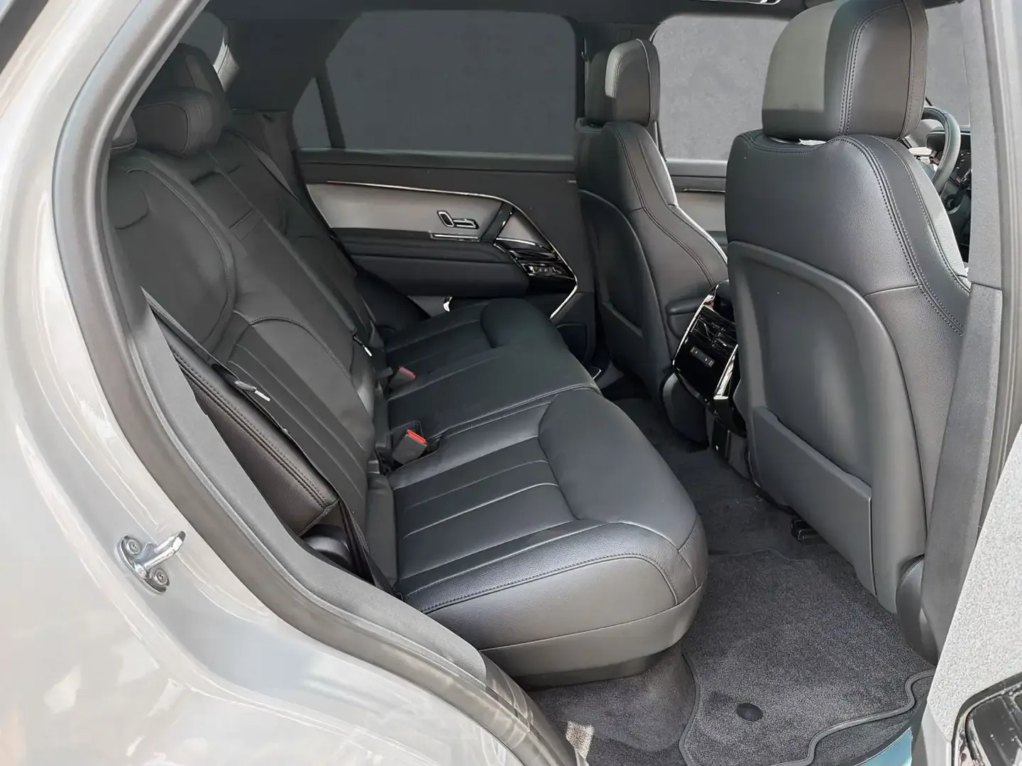 2026 Land Rover Range Rover Sport, photo 5