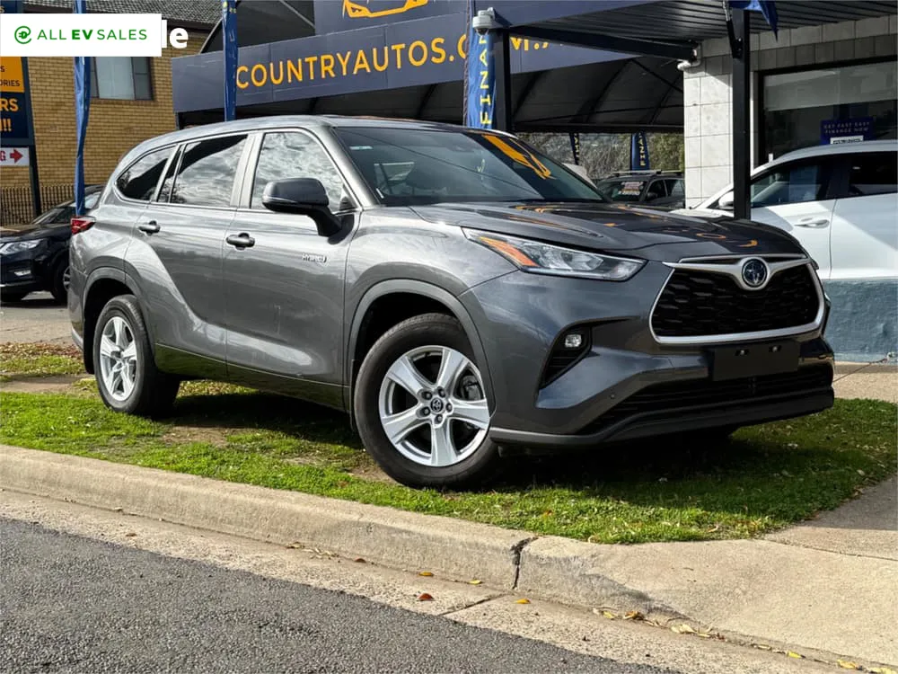 2023 Toyota Kluger, photo 2