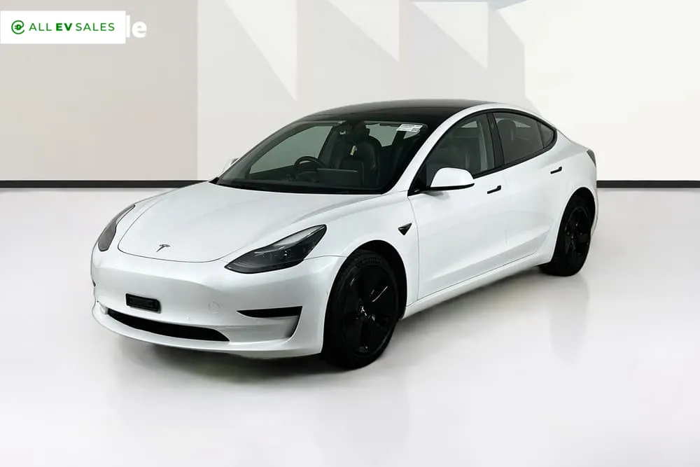 2023 Tesla Model 3, photo 4