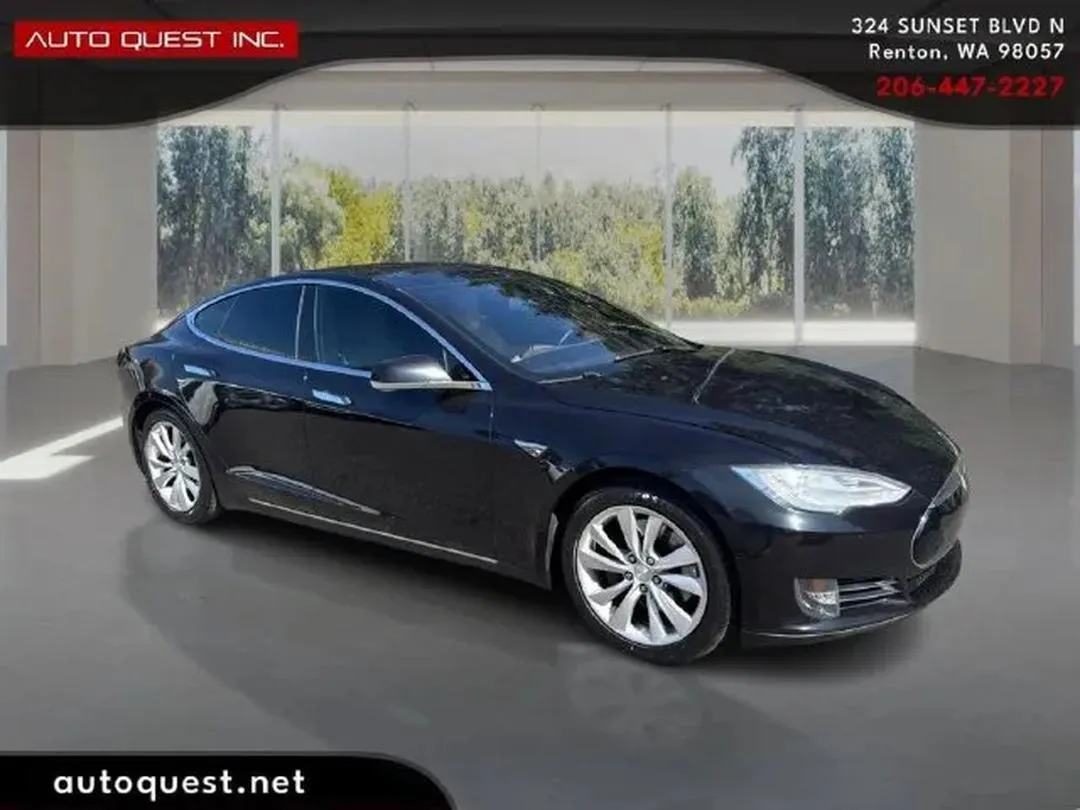2015 Tesla Model S, photo 3