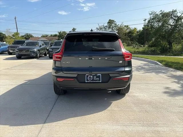 2022 Volvo XC40 Recharge, photo 5