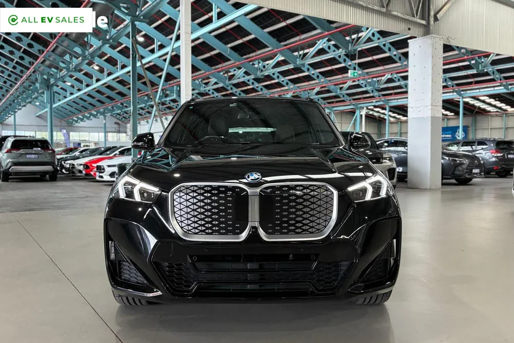 2024 BMW iX1, photo 4