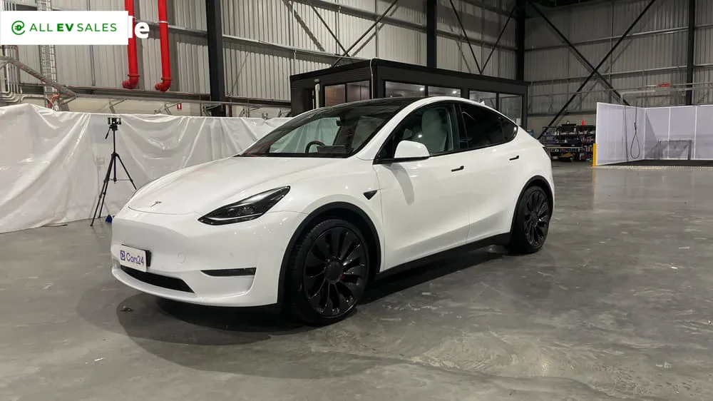 2023 Tesla Model Y, photo 3