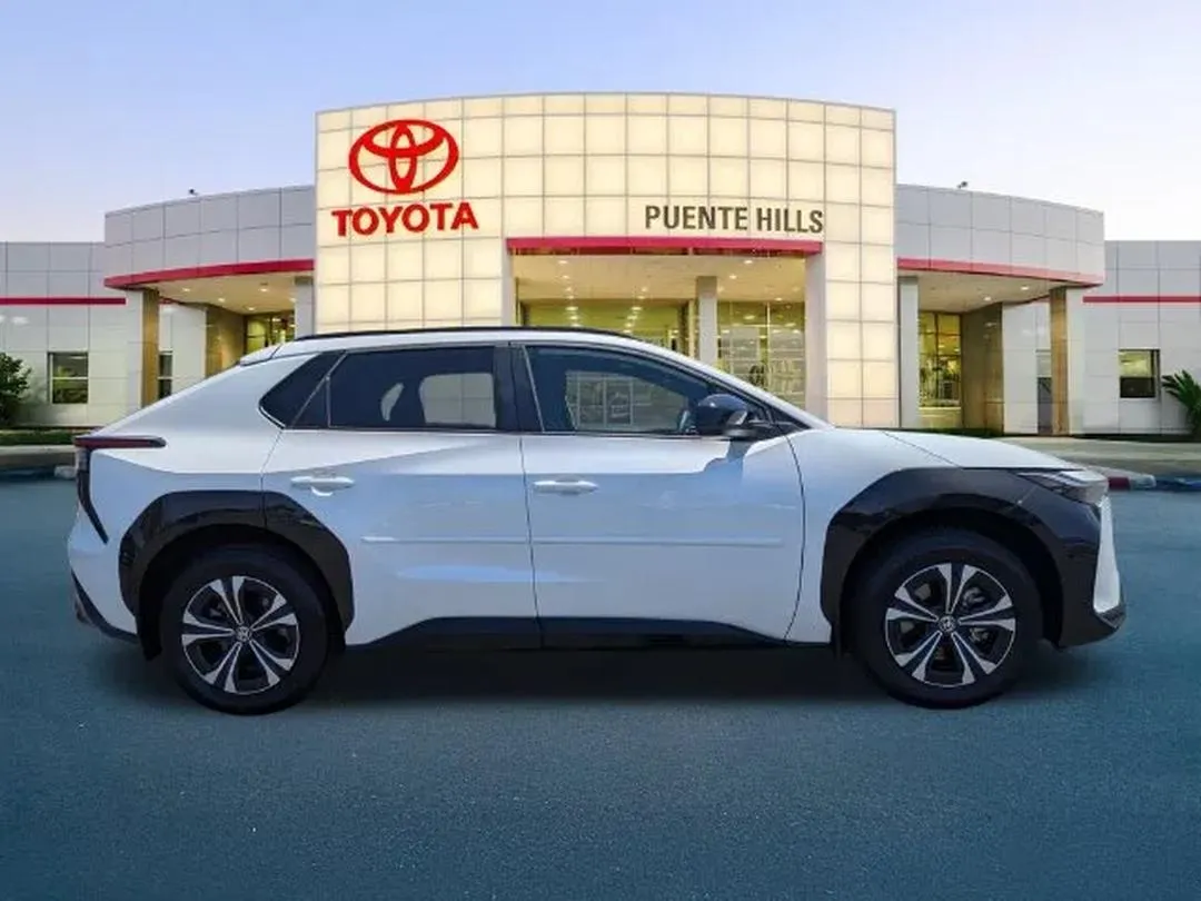 2023 Toyota Highlander, photo 2