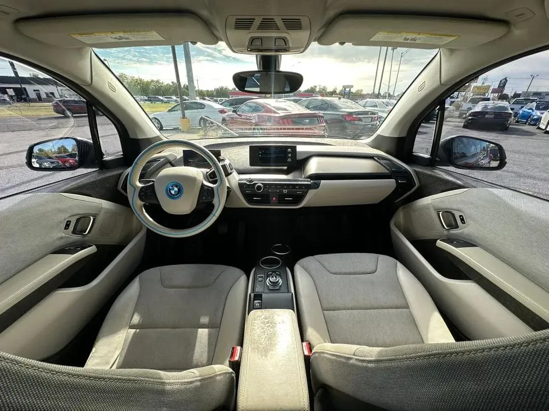 2015 BMW i8, photo 2