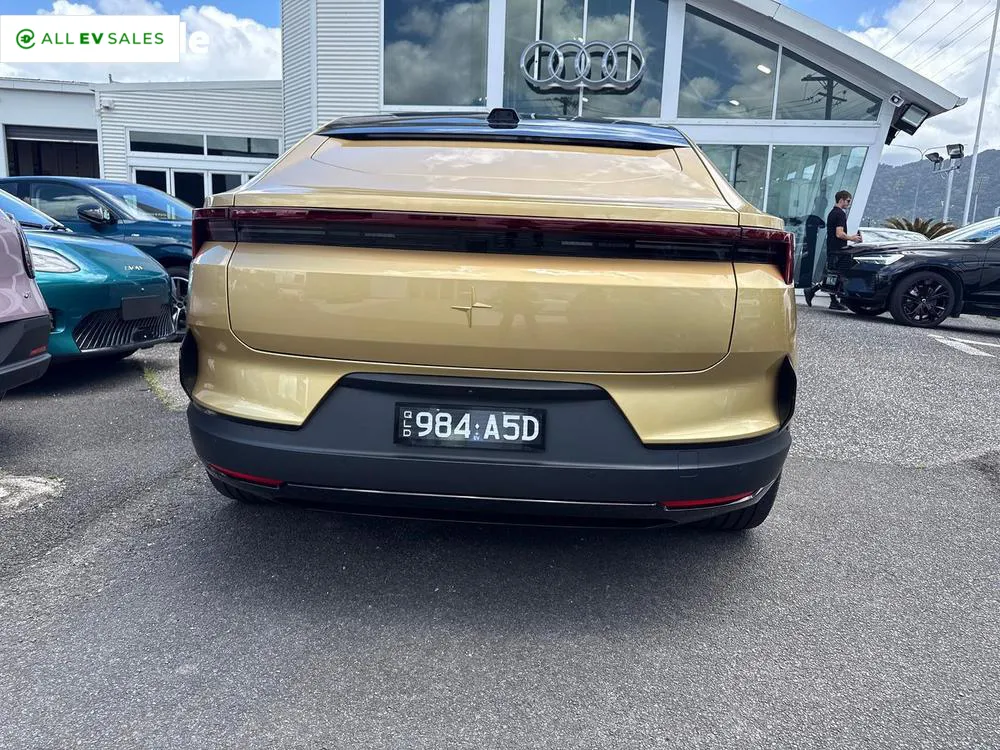 2025 Polestar 4, photo 3