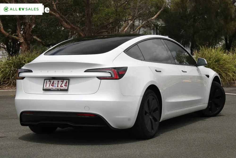 2023 Tesla Model 3, photo 2