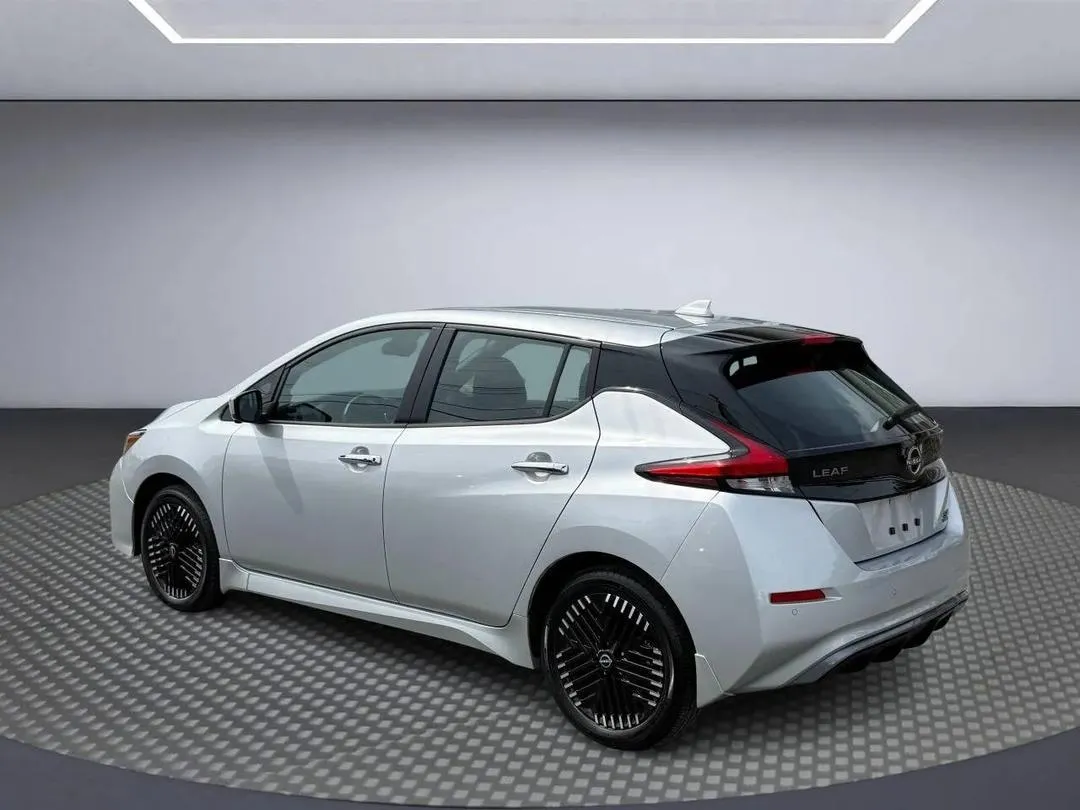 2025 Nissan Altima, photo 3