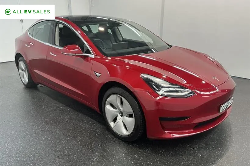 2019 Tesla Model 3 Standard Range Rwd