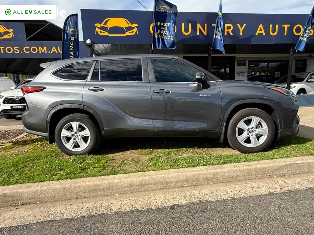 2023 Toyota Kluger, photo 3