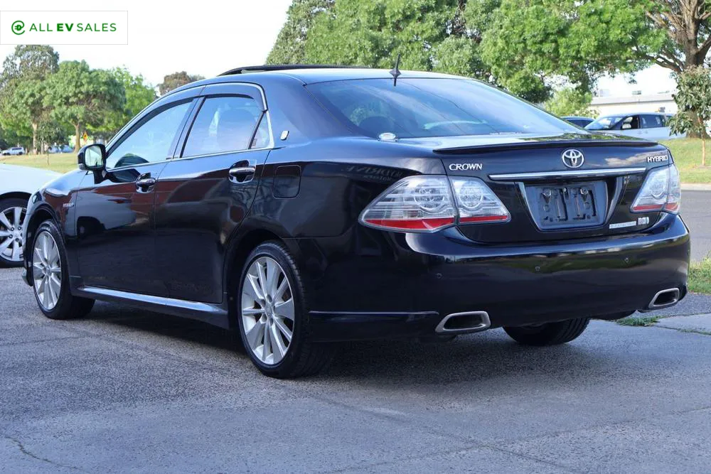 2009 Toyota Crown, photo 4