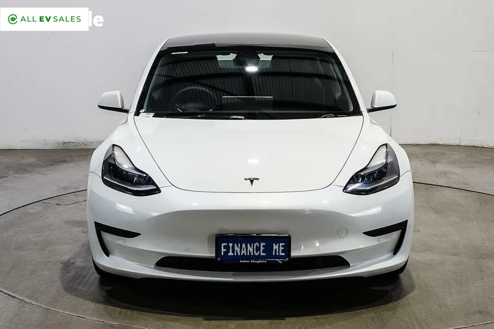 2023 Tesla Model 3, photo 3