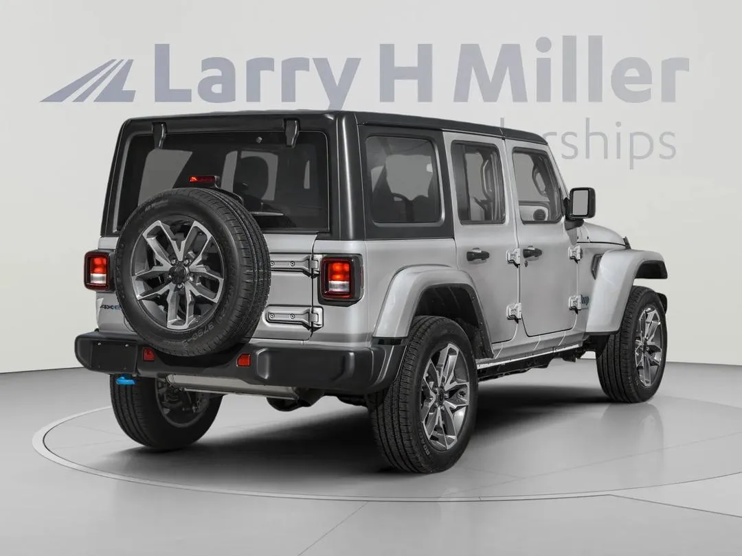2024 Jeep Wrangler, photo 2