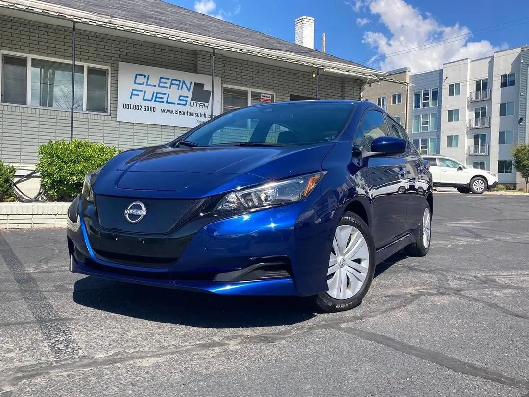 2025 Nissan Townstar, photo 2
