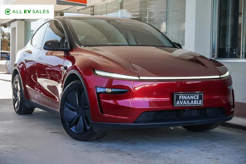 2025 Tesla Model Y Rear-Wheel Drive