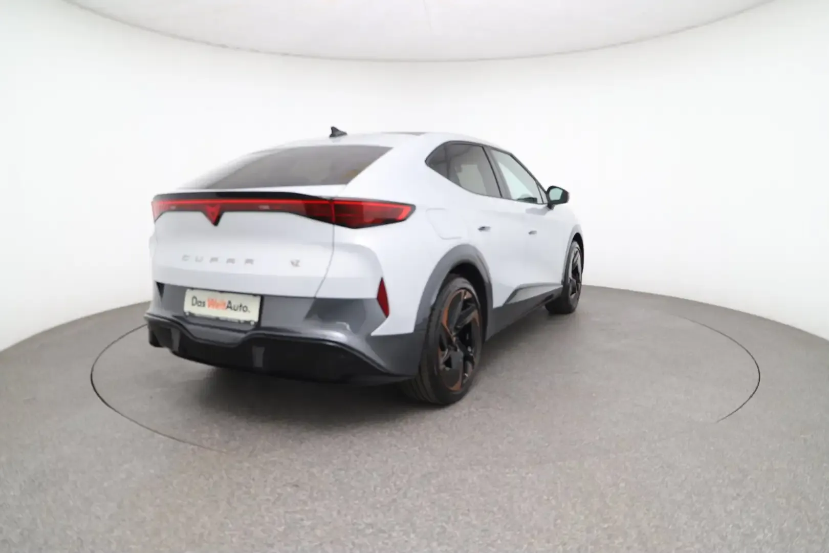 2026 Cupra Tavascan, photo 5