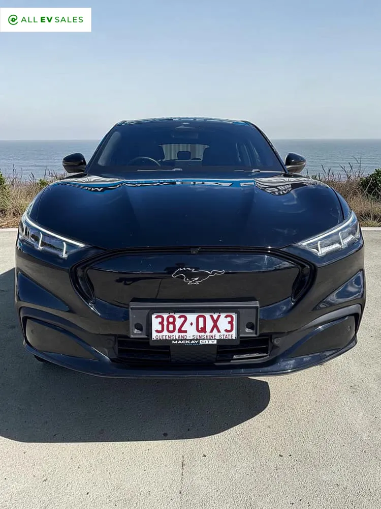 2023 Ford Mustang Mach-E, photo 2
