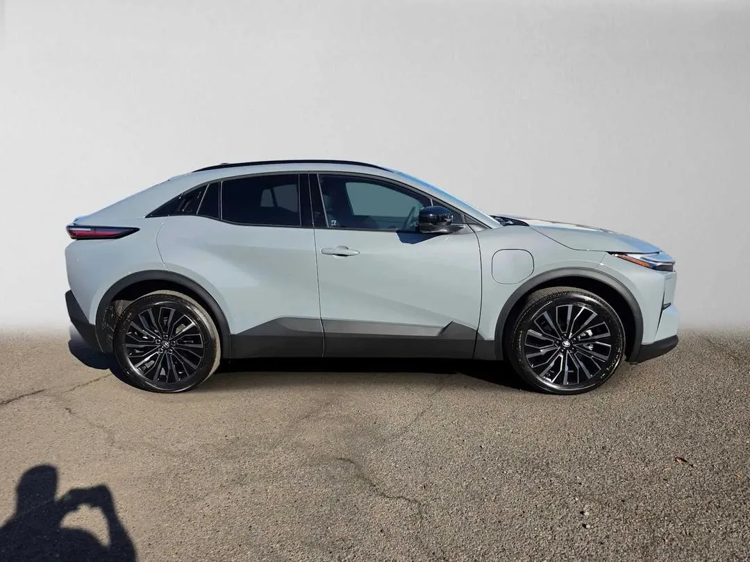 2026 Toyota Highlander, photo 2