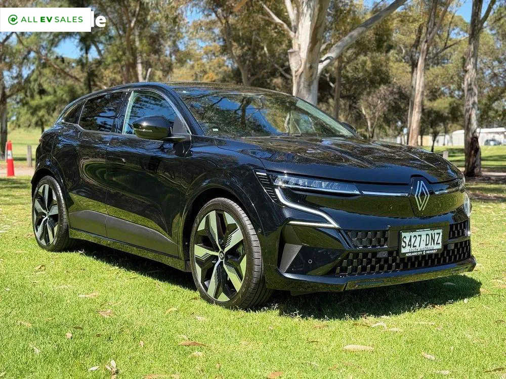 2022 Renault Megane E-Tech, photo 3