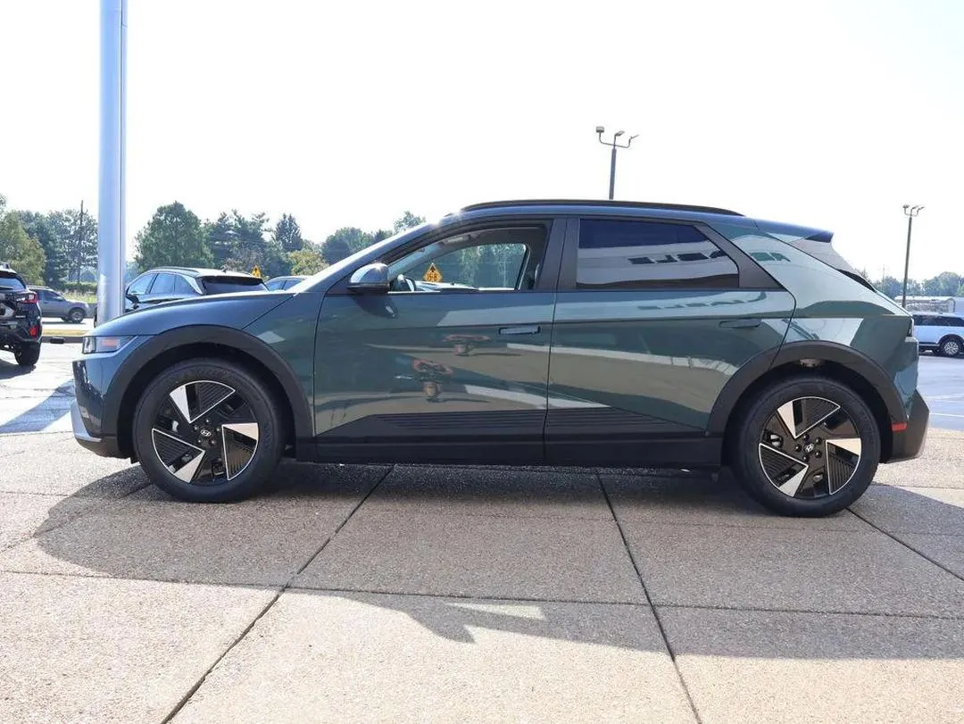 2027 Hyundai Ioniq, photo 3