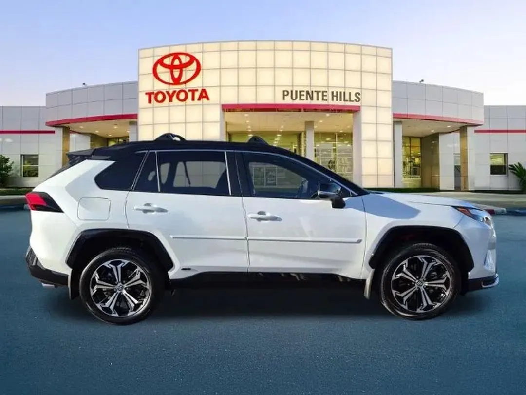 2025 Toyota RAV4 Prime, photo 2