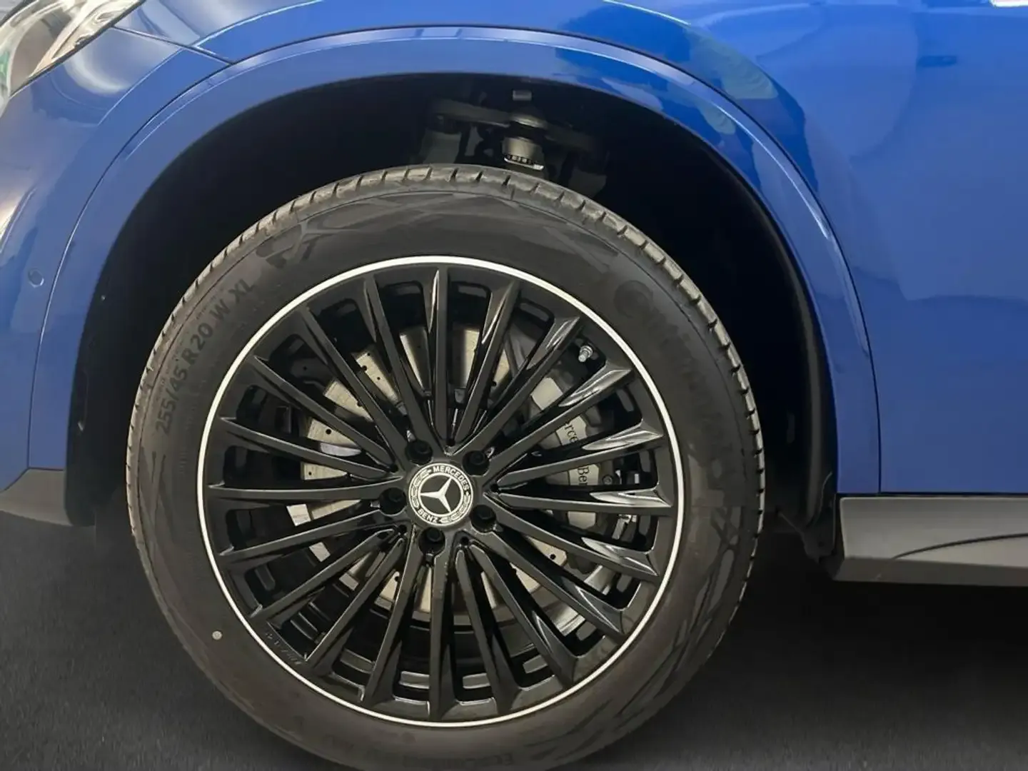2026 Mercedes-Benz GLC 300, photo 5