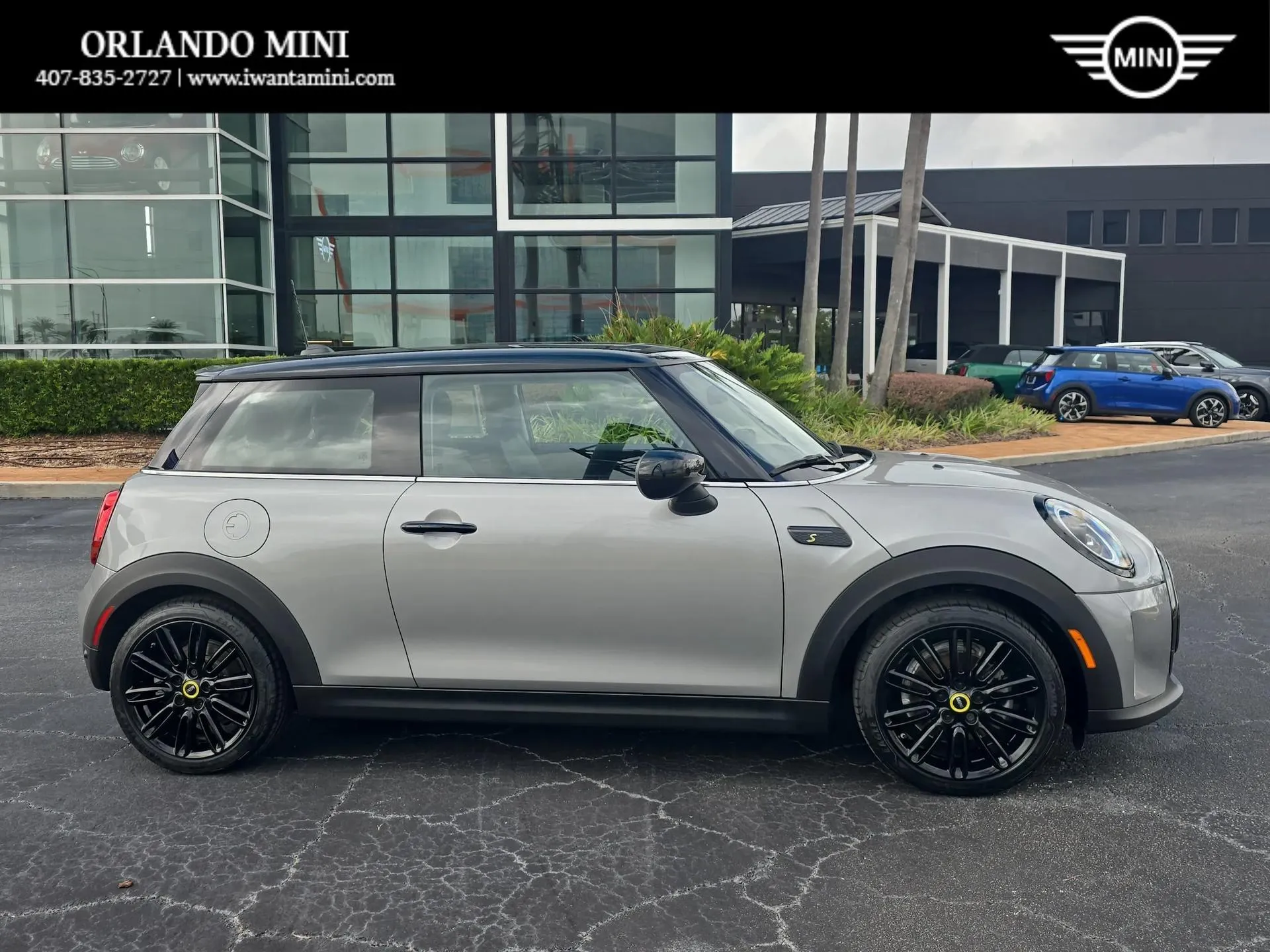 2024 MINI Hardtop Cooper SE
