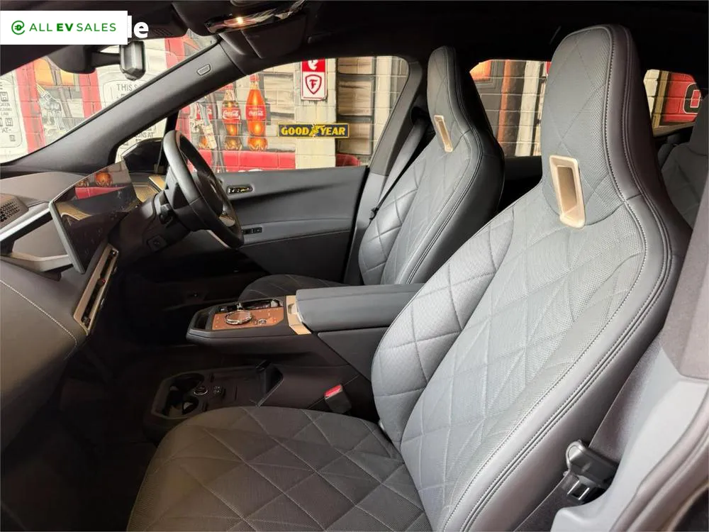 2022 BMW iX, photo 2