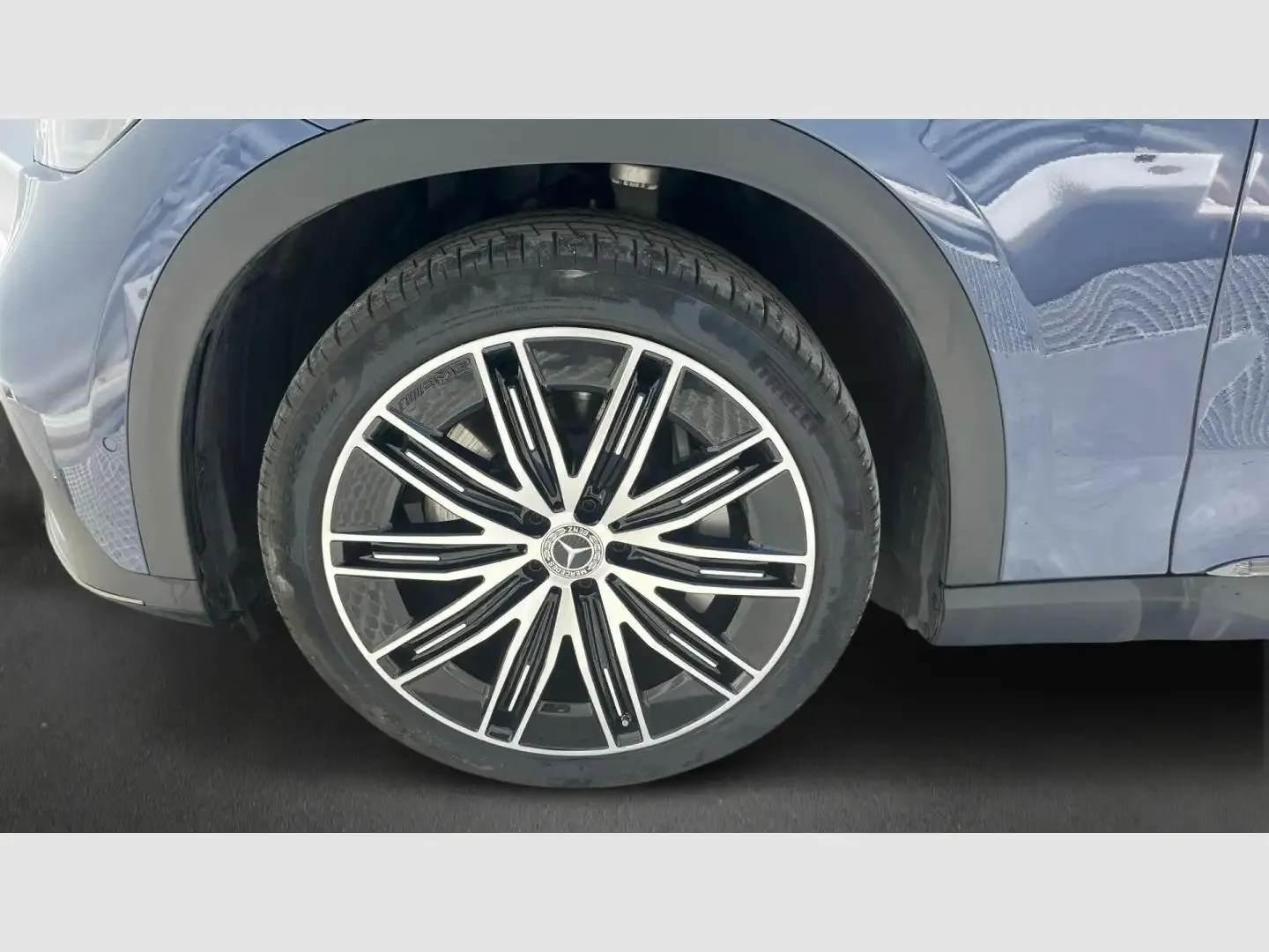 2025 Mercedes-Benz EQE SUV, photo 5