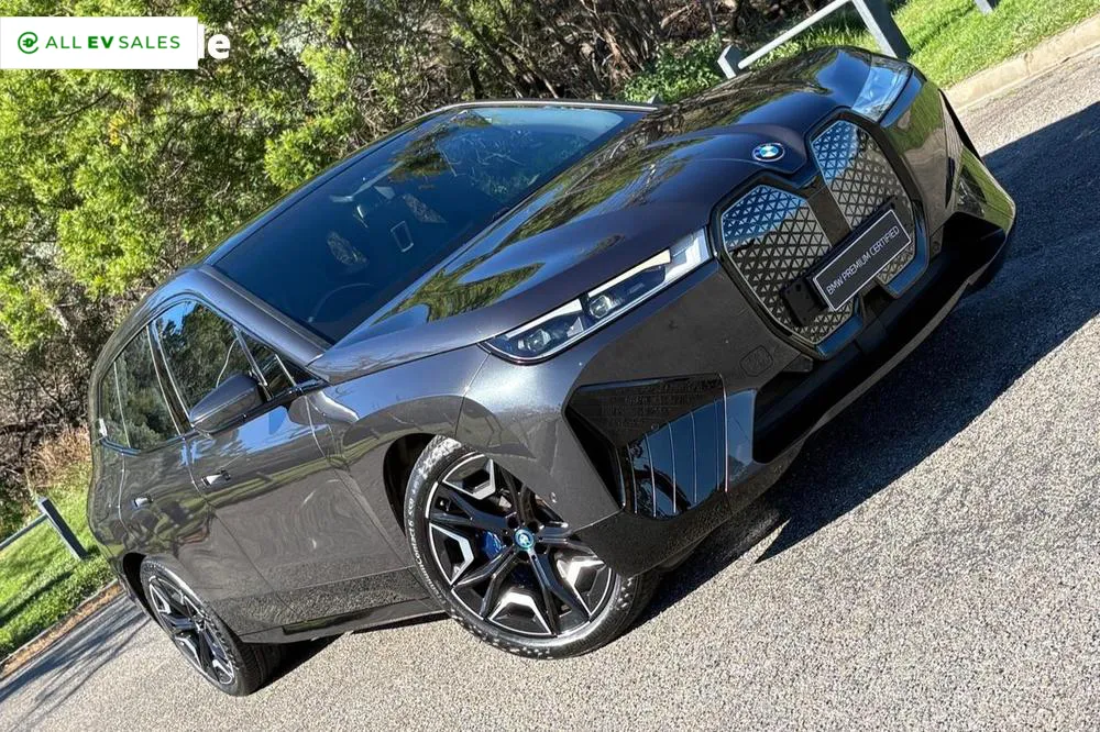 2026 BMW iX, photo 2