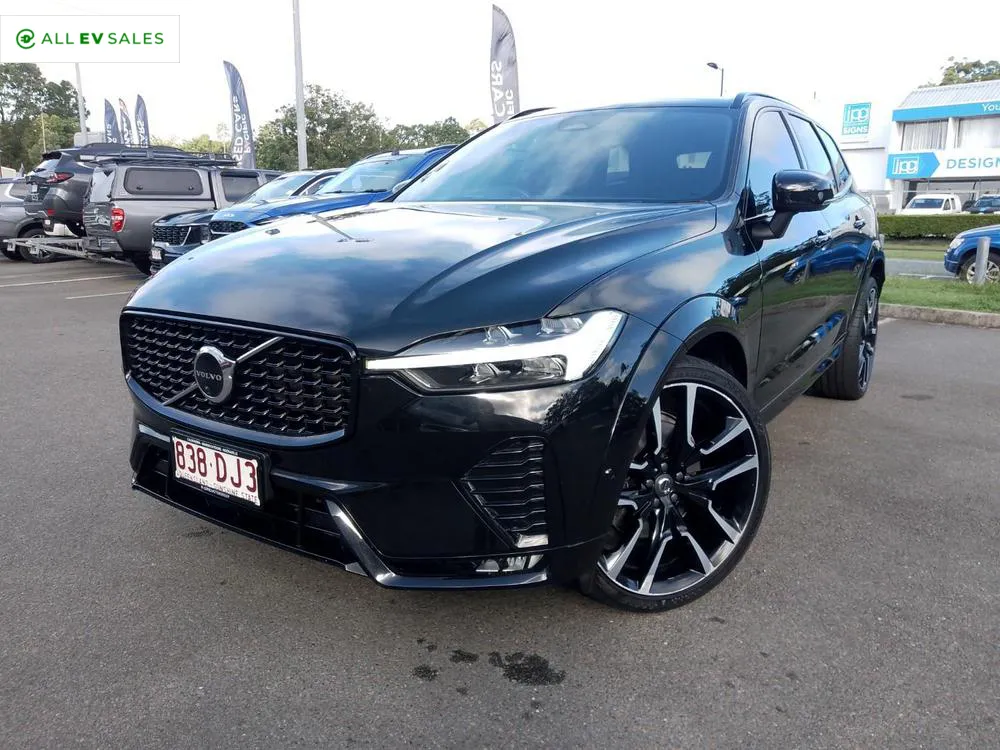 2021 Volvo XC60, photo 2