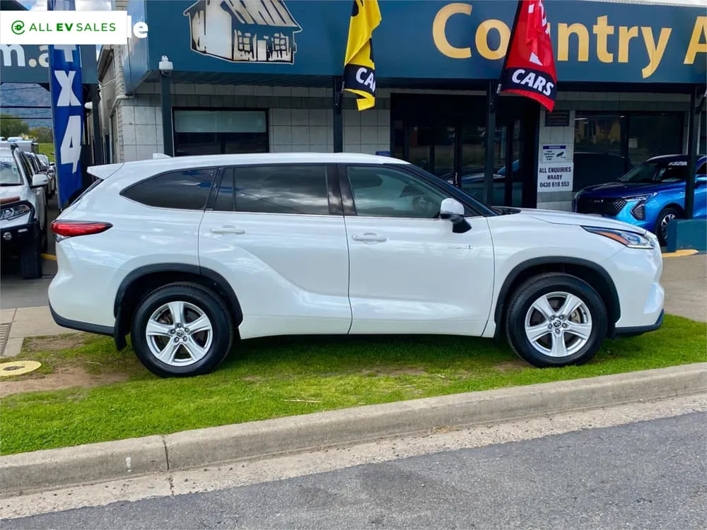 2021 Toyota Kluger, photo 2