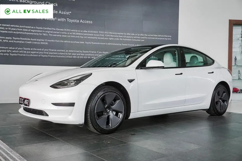 2023 Tesla Model 3 Rear-Wheel Drive