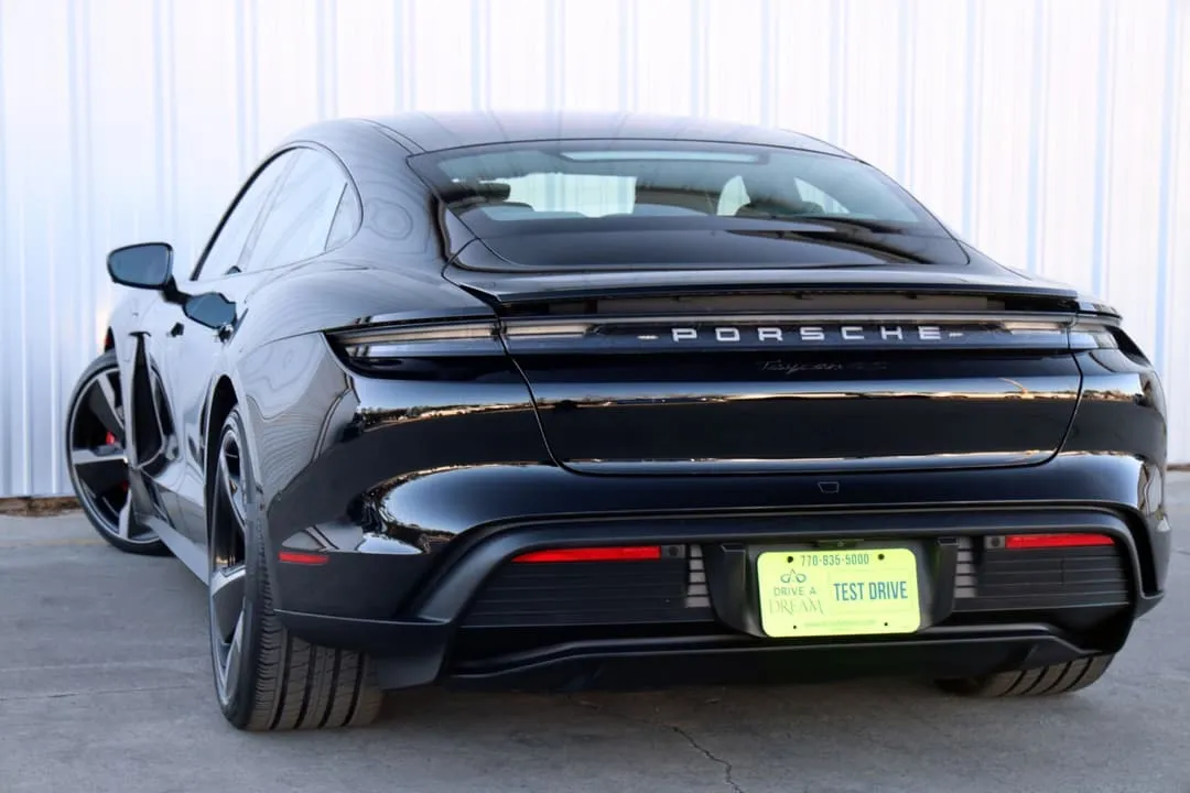 2020 Porsche Taycan, photo 5