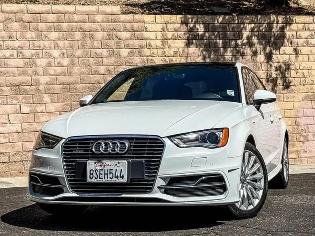 2016 Audi Q3, photo 2