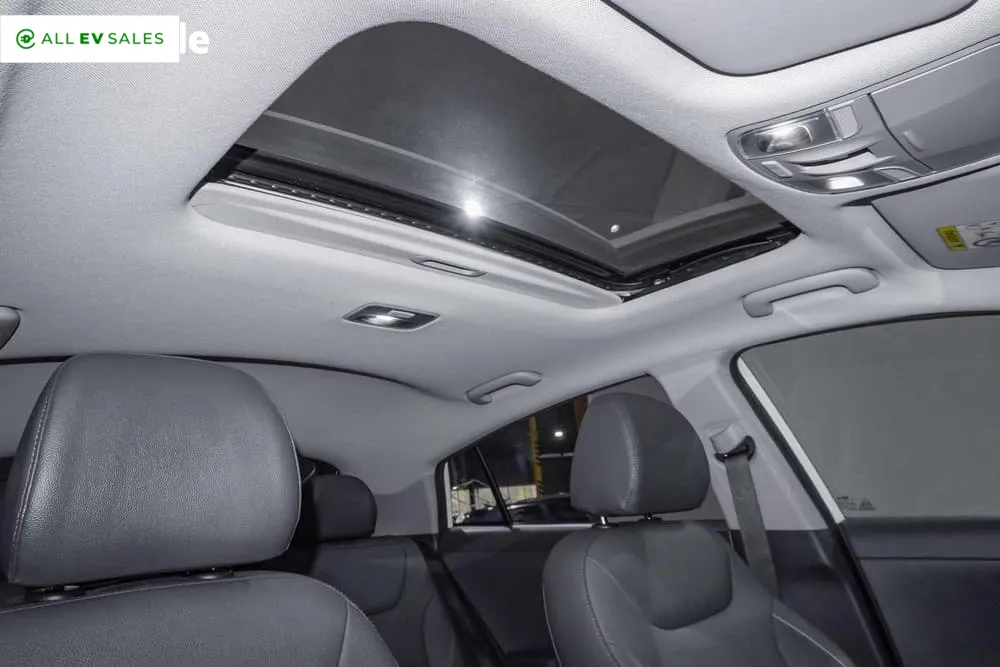2027 Hyundai Ioniq, photo 4